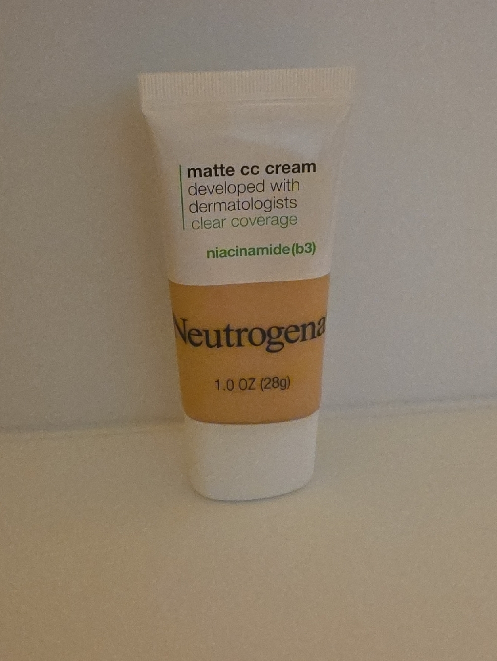 Neutrogena Matte CC Cream Clear Coverage Niacinamide B3 1oz NEW